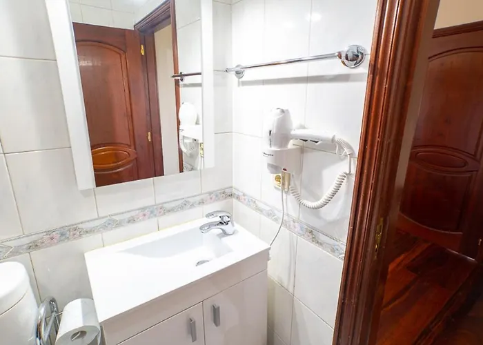 Casa Da Quinta Nova 팜스테이 발렌사